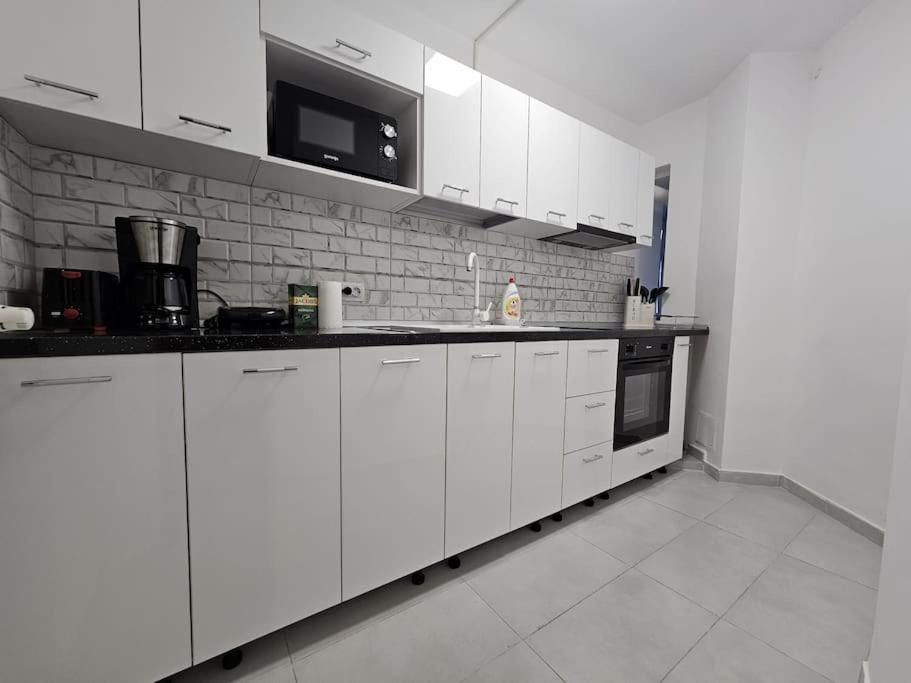 Ultra Central Luxury 3Br 2Bath Apt & Amazing Views Bucharest Luaran gambar